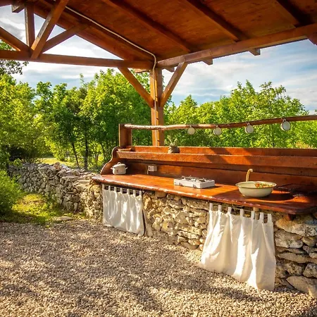 Camping Freedom Istria Pitches * Foli